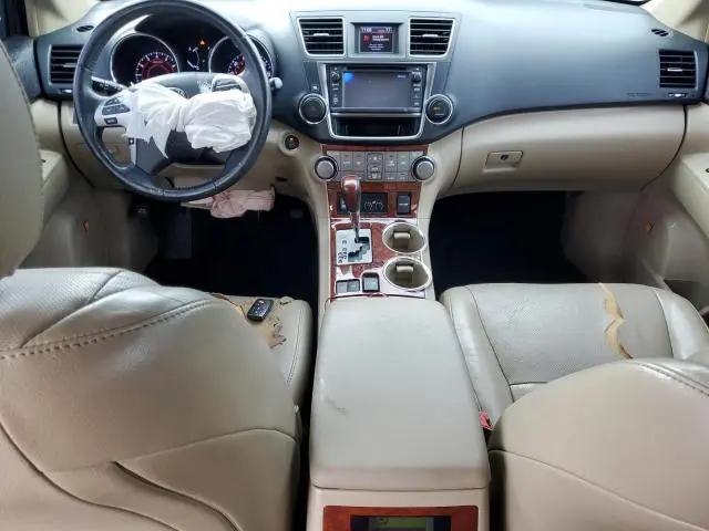 2013 TOYOTA HIGHLANDER LIMITED  