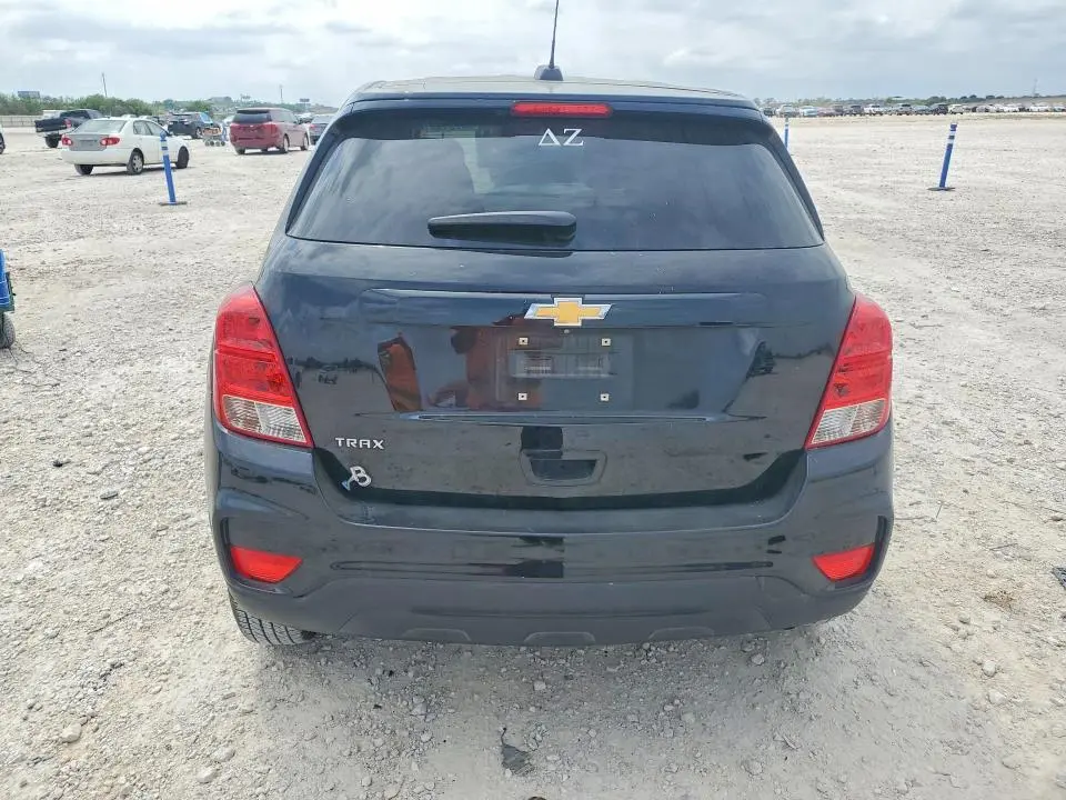 2022 CHEVROLET TRAX LS  