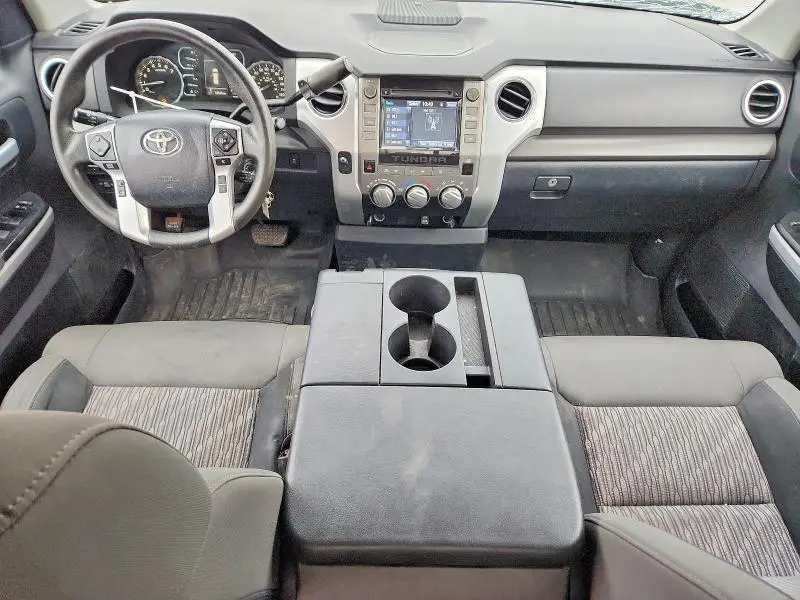 2018 TOYOTA TUNDRA SR5  