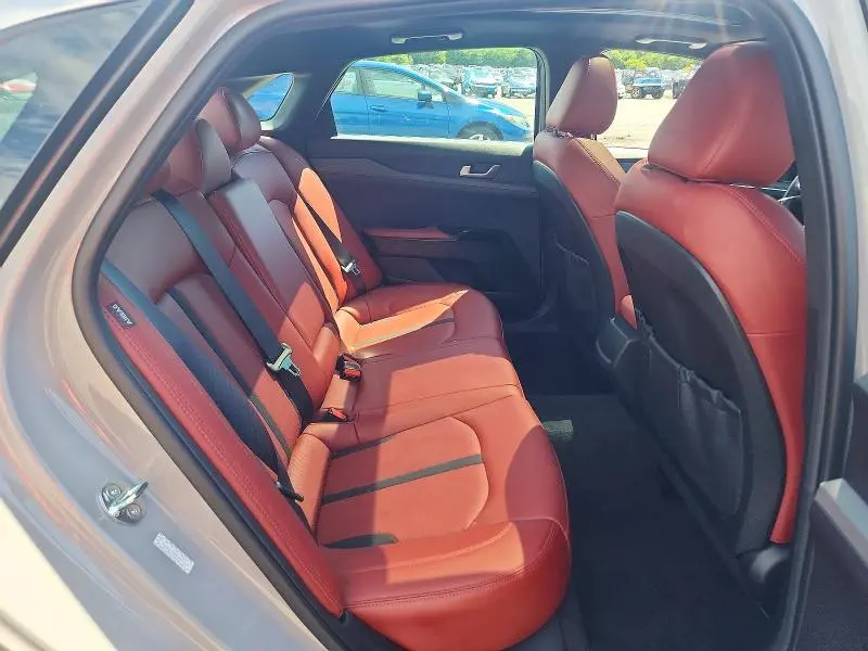 2024 KIA K5 GT LINE  