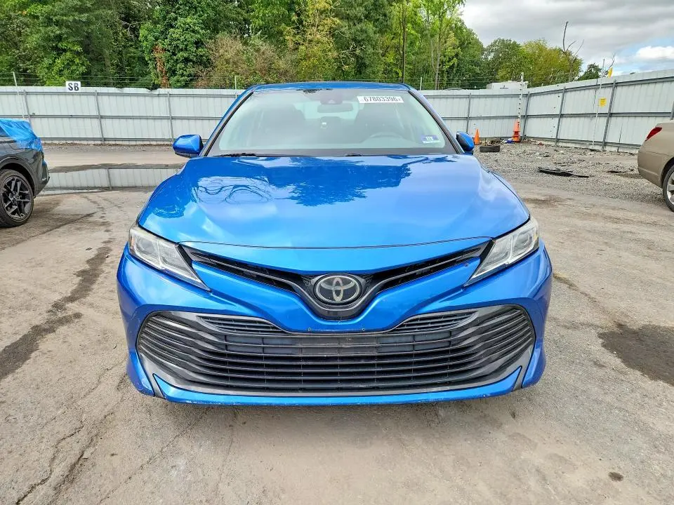 2019 TOYOTA CAMRY LE  