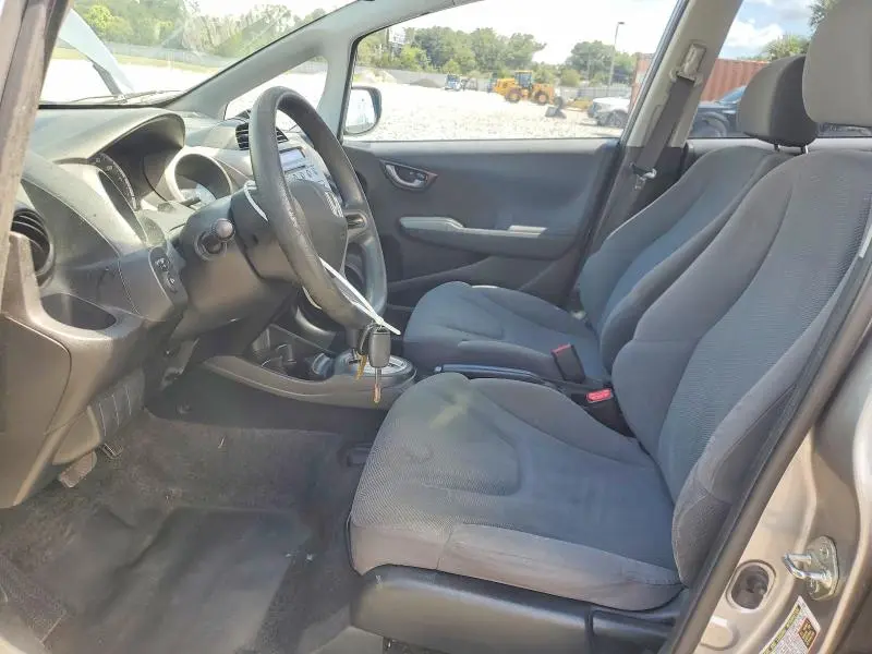 2010 HONDA FIT   