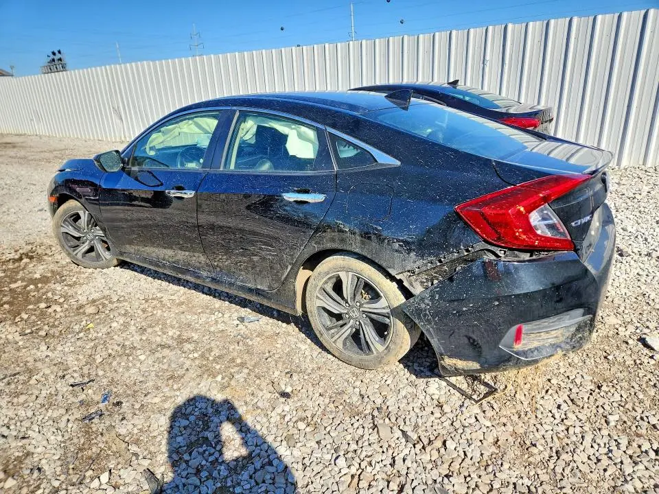 2018 HONDA CIVIC TOURING  