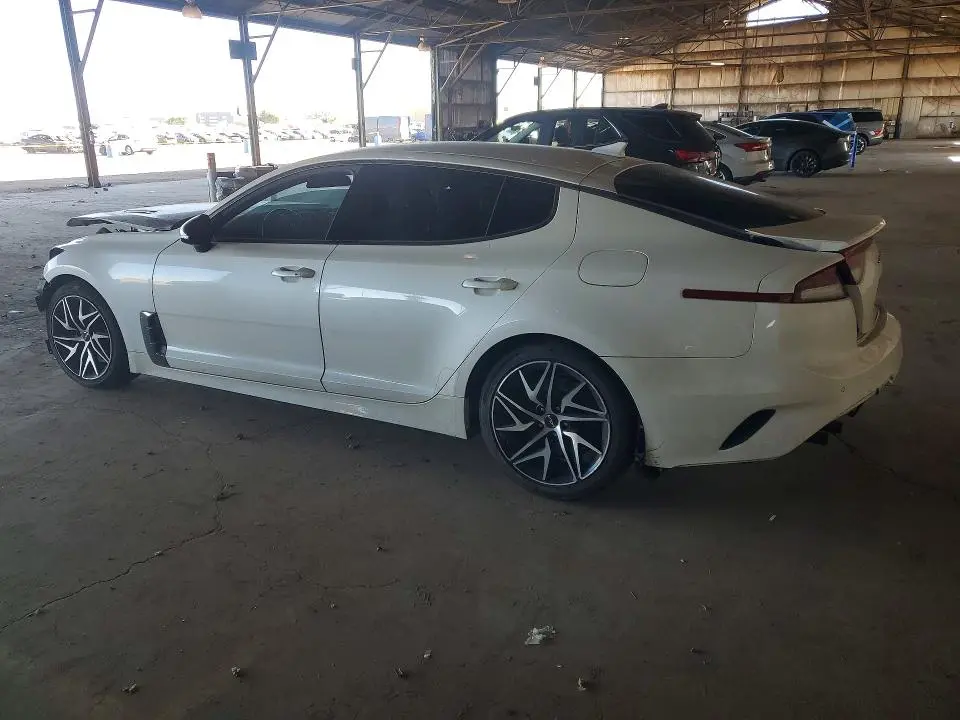 2022 KIA STINGER GT-LINE  