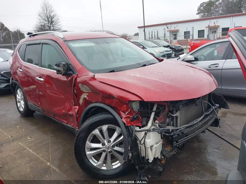 2016 NISSAN ROGUE SV