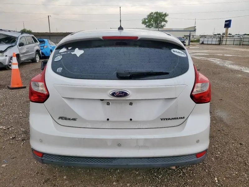2014 FORD FOCUS TITANIUM  