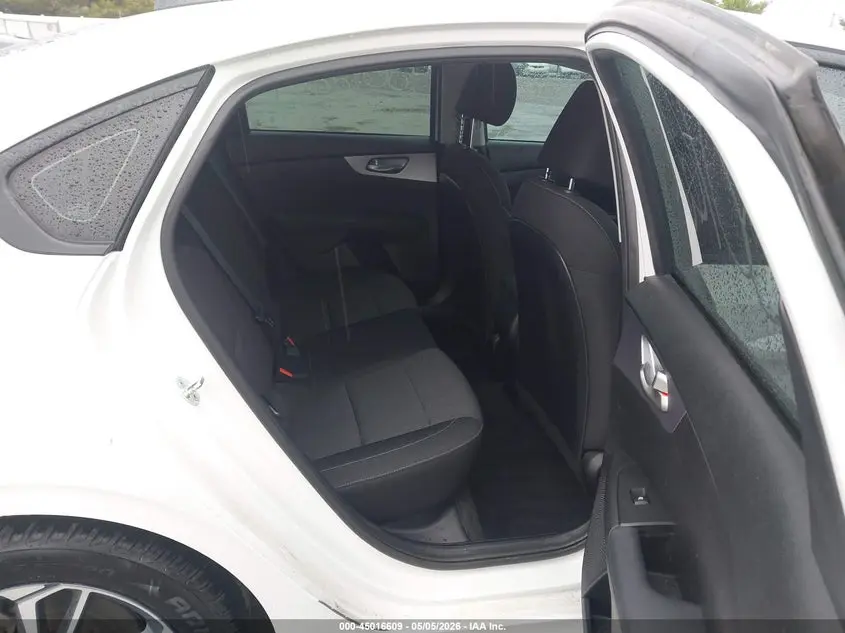 2022 KIA FORTE LXS