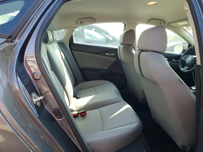 2016 HONDA CIVIC LX  