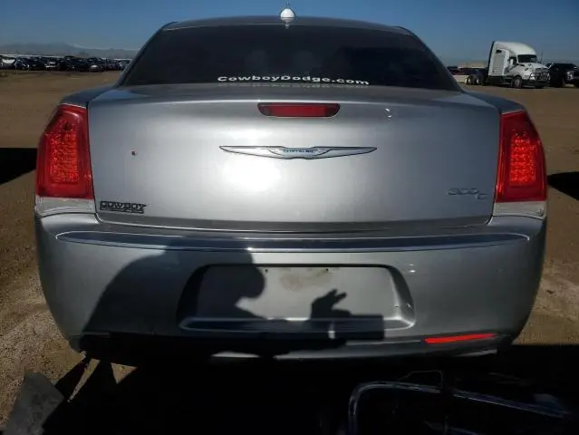 2016 CHRYSLER 300C   