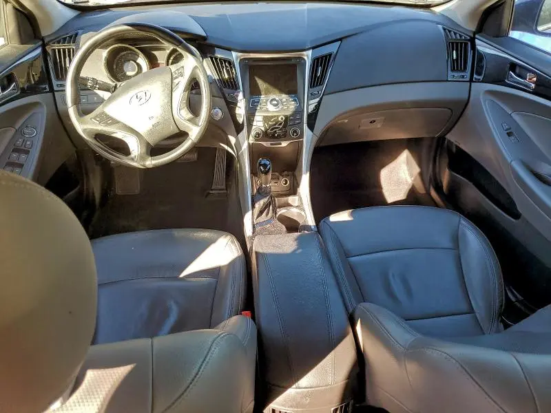 2012 HYUNDAI SONATA SE  