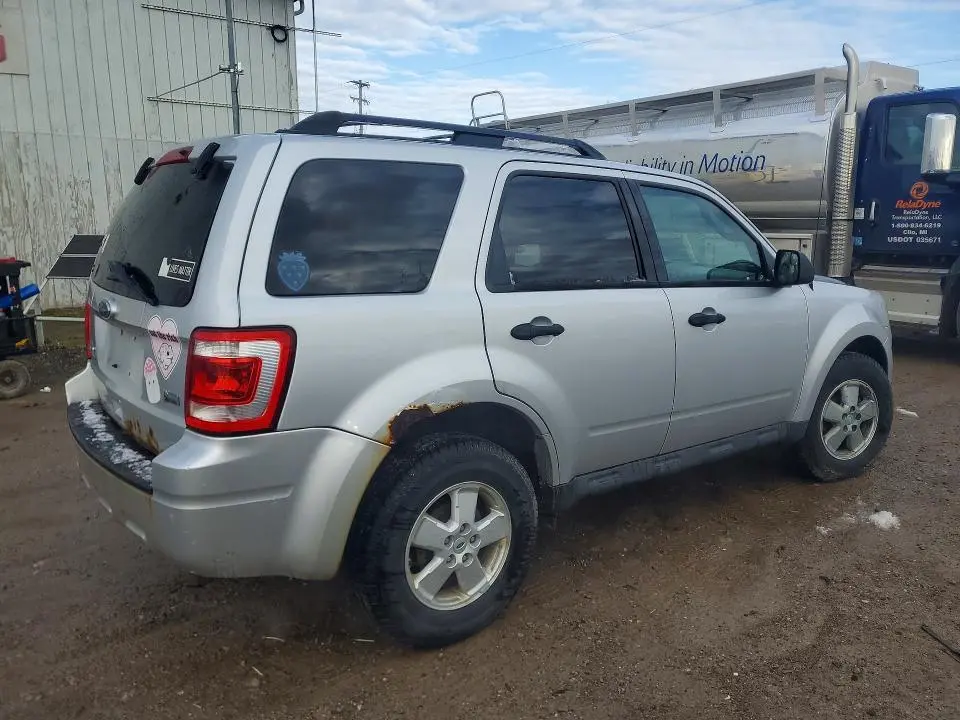 2012 FORD ESCAPE XLT  