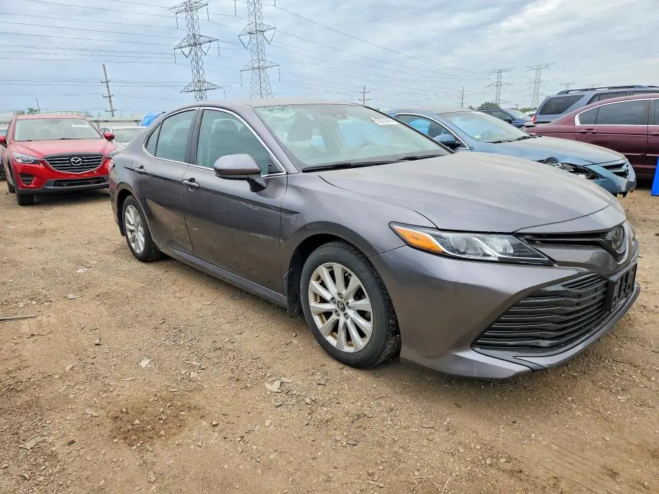2019 TOYOTA CAMRY LE  