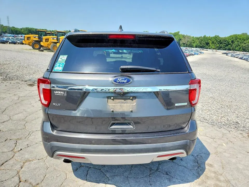 2016 FORD EXPLORER XLT  