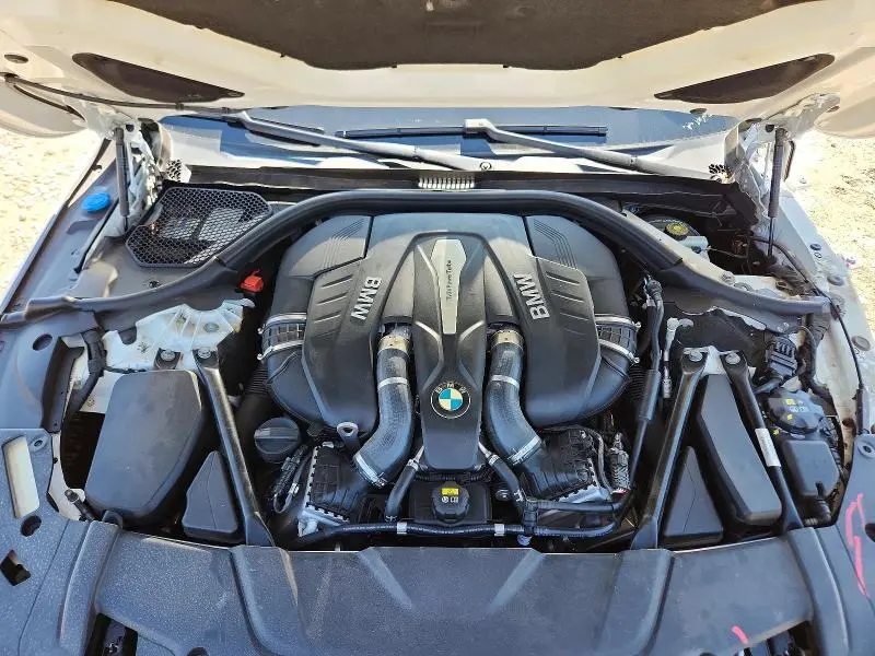 2018 BMW 750 I  