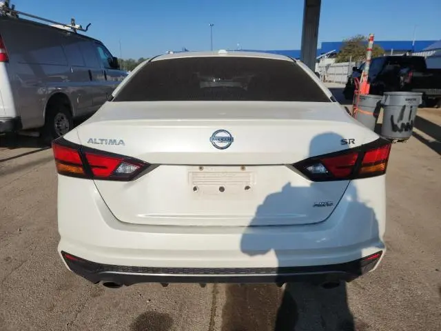 2019 NISSAN ALTIMA SR  