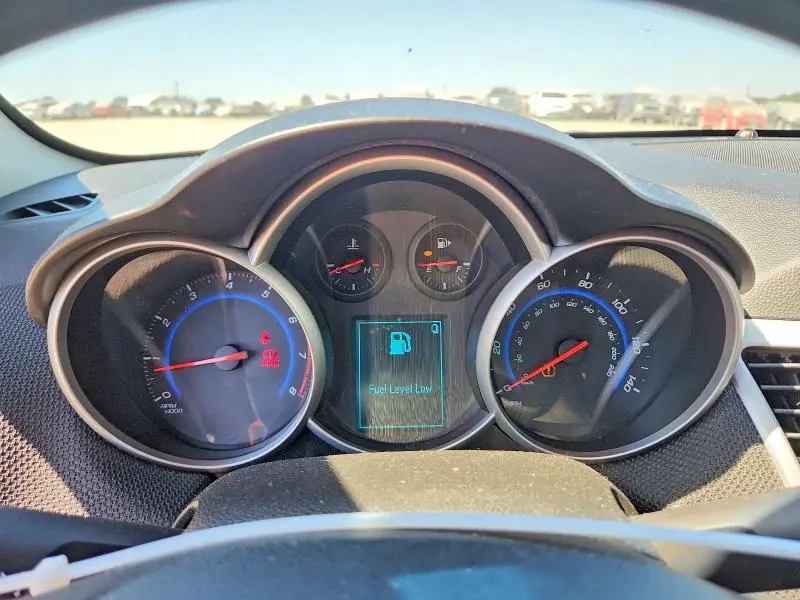 2015 CHEVROLET CRUZE LT  