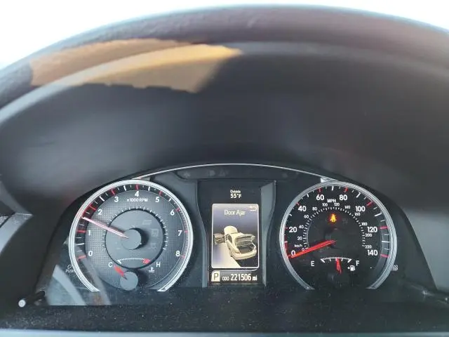 2016 TOYOTA CAMRY LE  