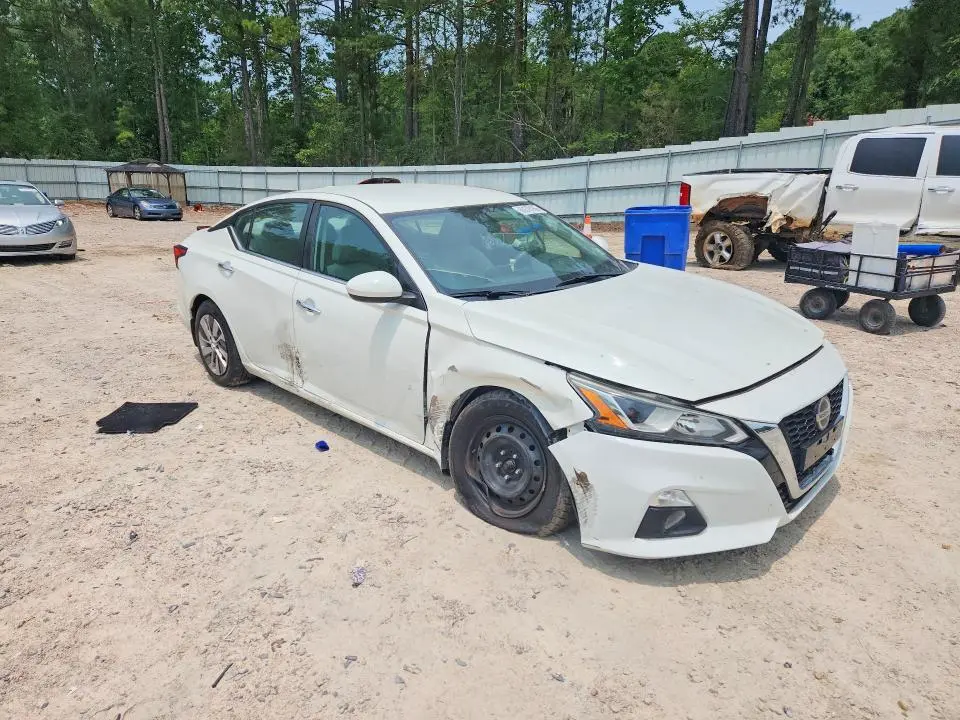 2019 NISSAN ALTIMA S  