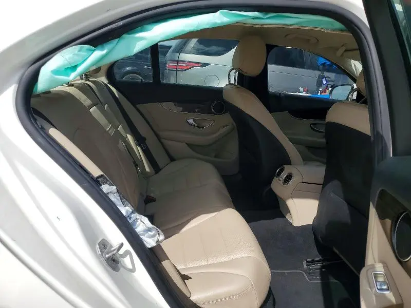 2016 MERCEDES-BENZ C 300  