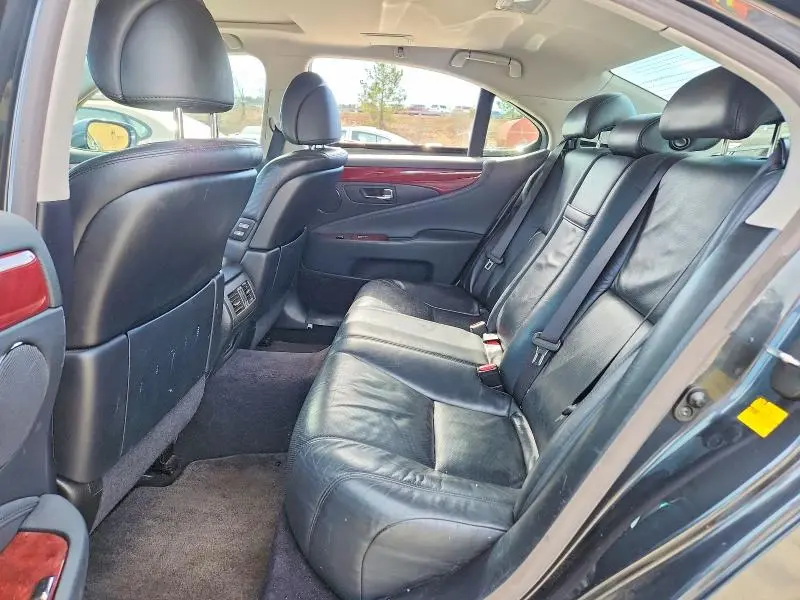 2010 LEXUS LS 460  