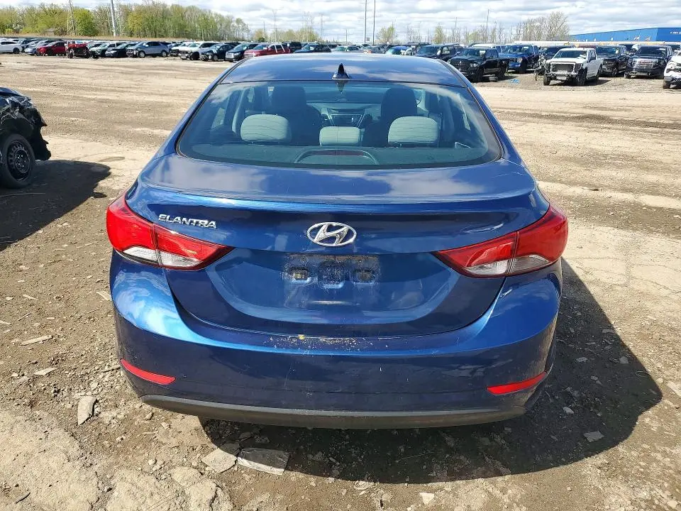 2015 HYUNDAI ELANTRA SE  