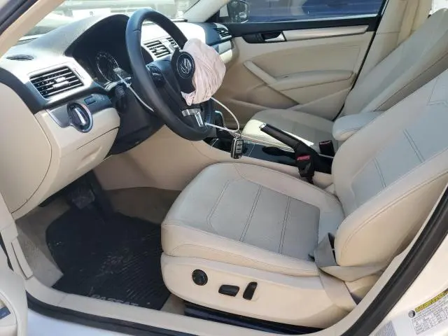 2015 VOLKSWAGEN PASSAT S  