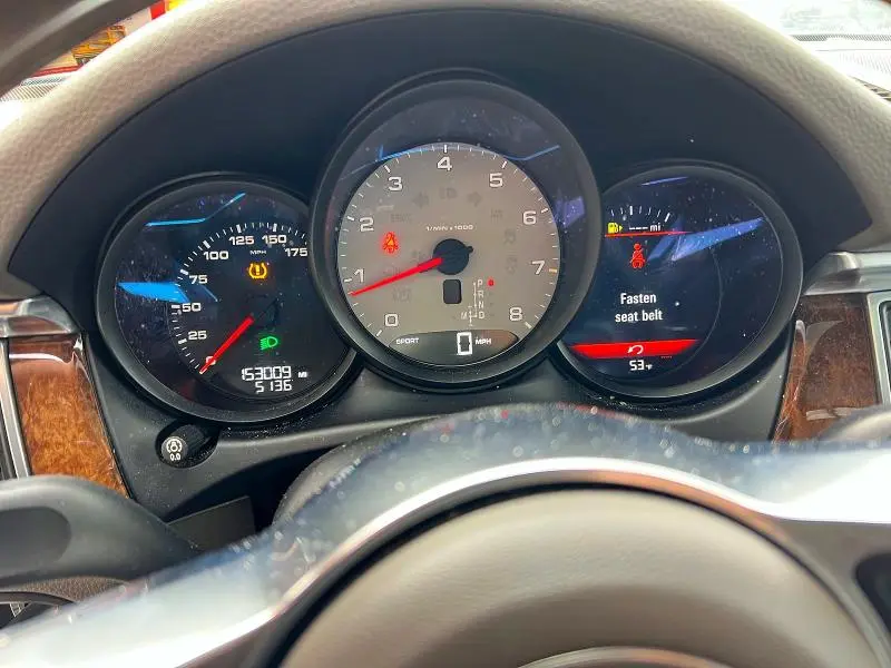 2015 PORSCHE MACAN S  