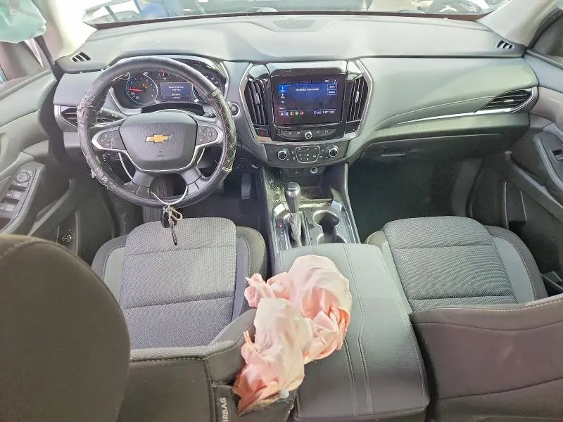 2020 CHEVROLET TRAVERSE LT  