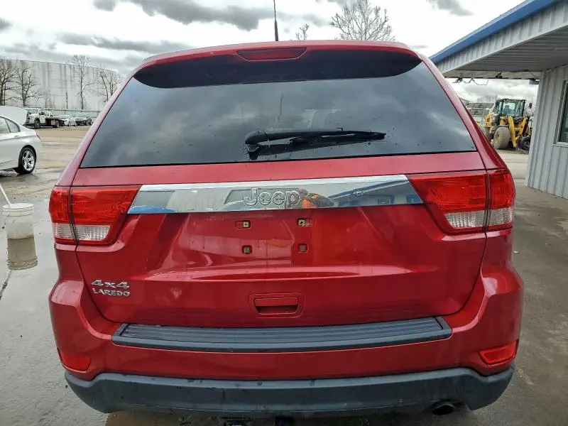 2011 JEEP GRAND CHEROKEE LAREDO  