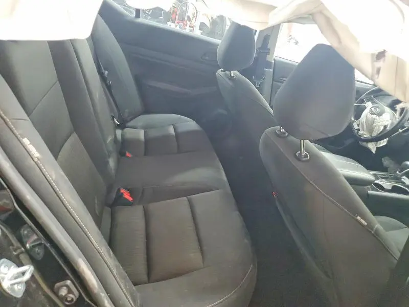 2024 NISSAN ALTIMA SV  