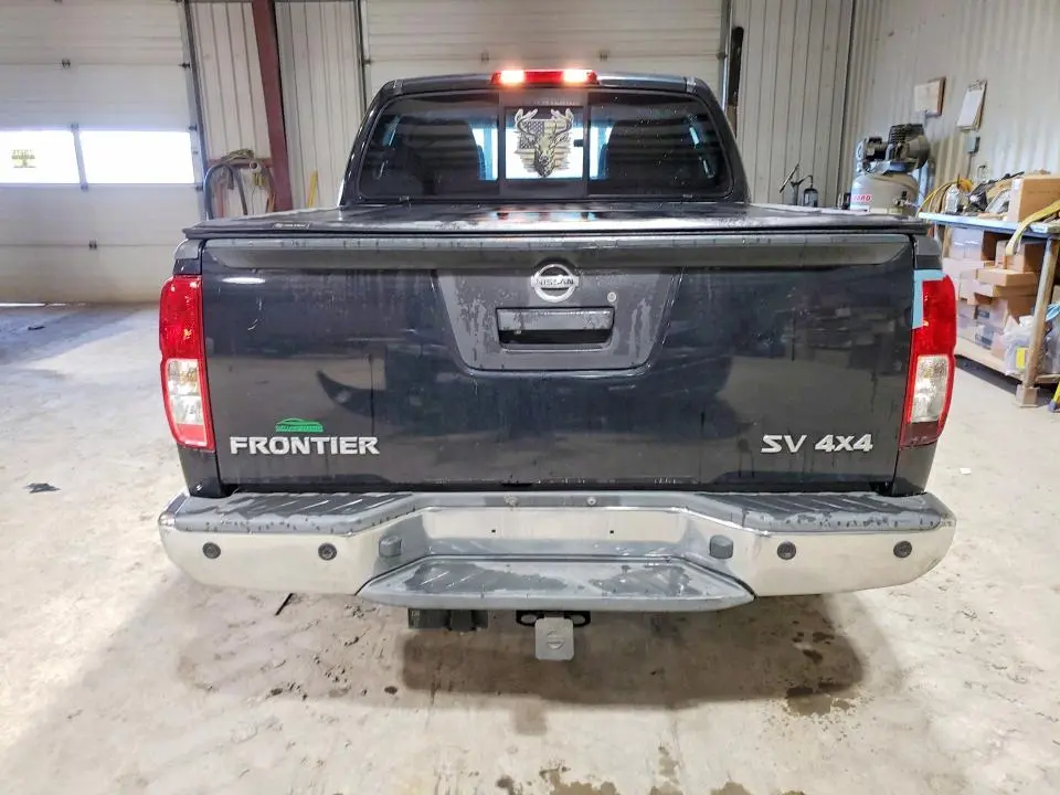 2015 NISSAN FRONTIER S  