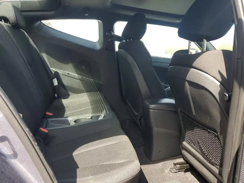 2017 HYUNDAI VELOSTER VALUE EDITION  