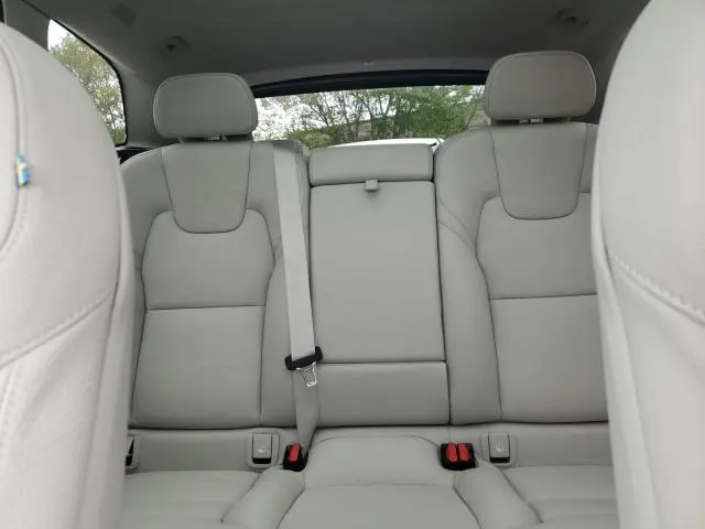 2022 VOLVO XC60 T8 RECHARGE INSCRIPTION EXPRESS  