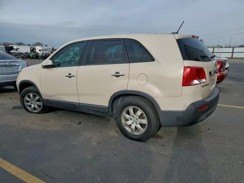 2011 KIA SORENTO BASE  
