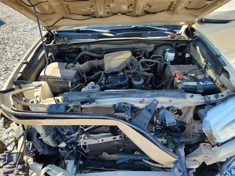 2016 TOYOTA TACOMA SR5  