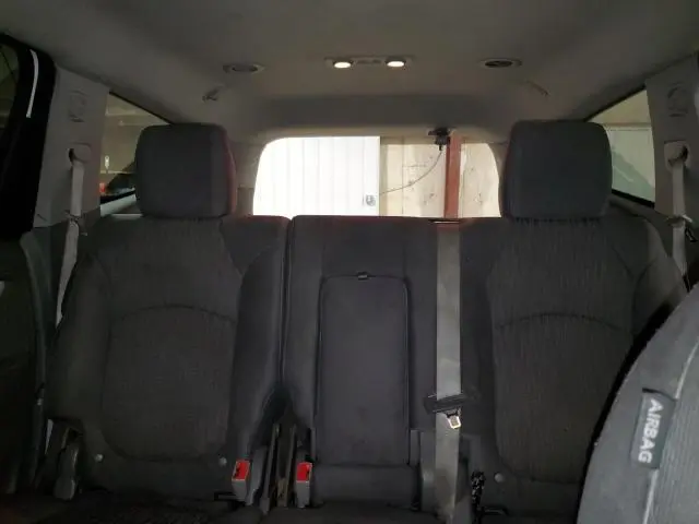 2016 CHEVROLET TRAVERSE LS  