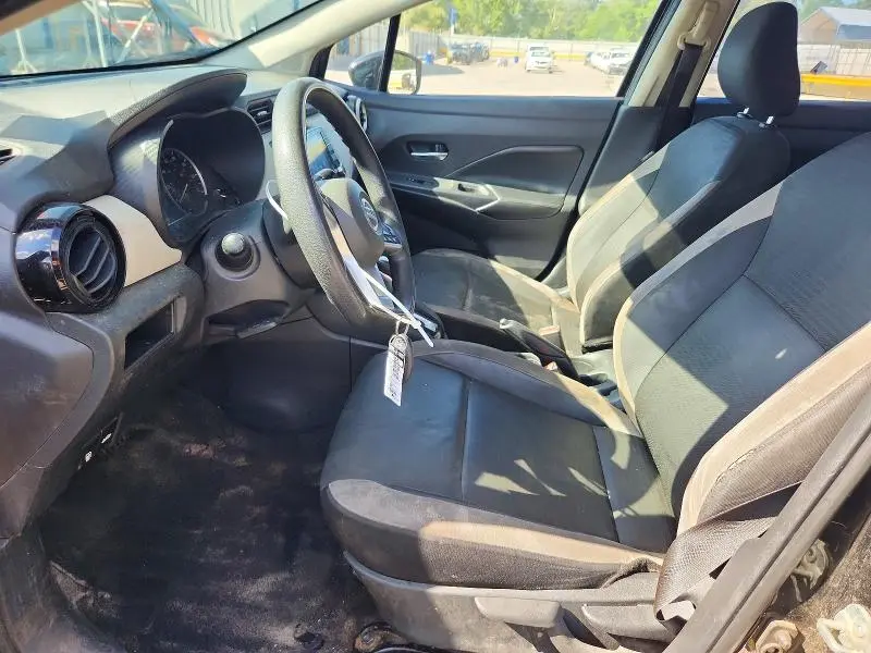 2020 NISSAN VERSA SV  