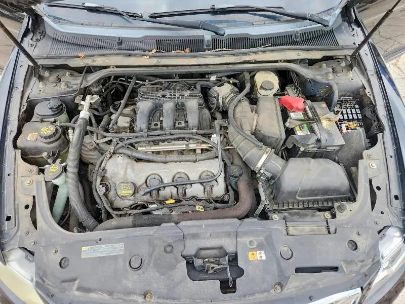 2010 FORD TAURUS SEL  