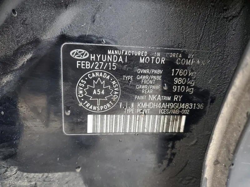 2016 HYUNDAI ELANTRA SE  