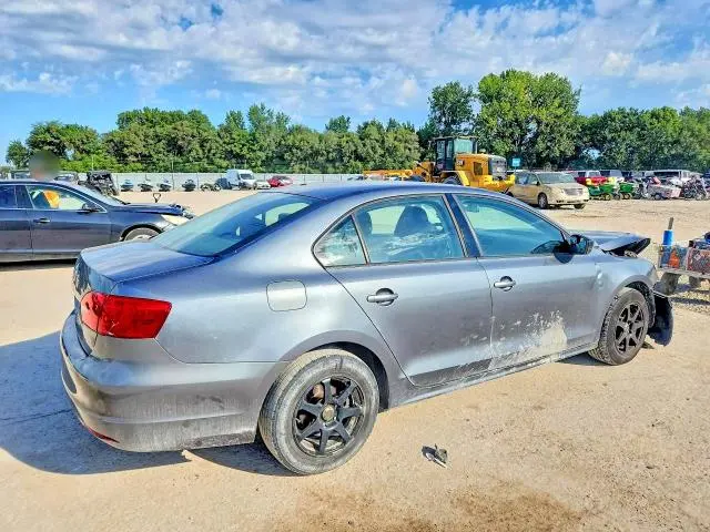 2013 VOLKSWAGEN JETTA BASE  