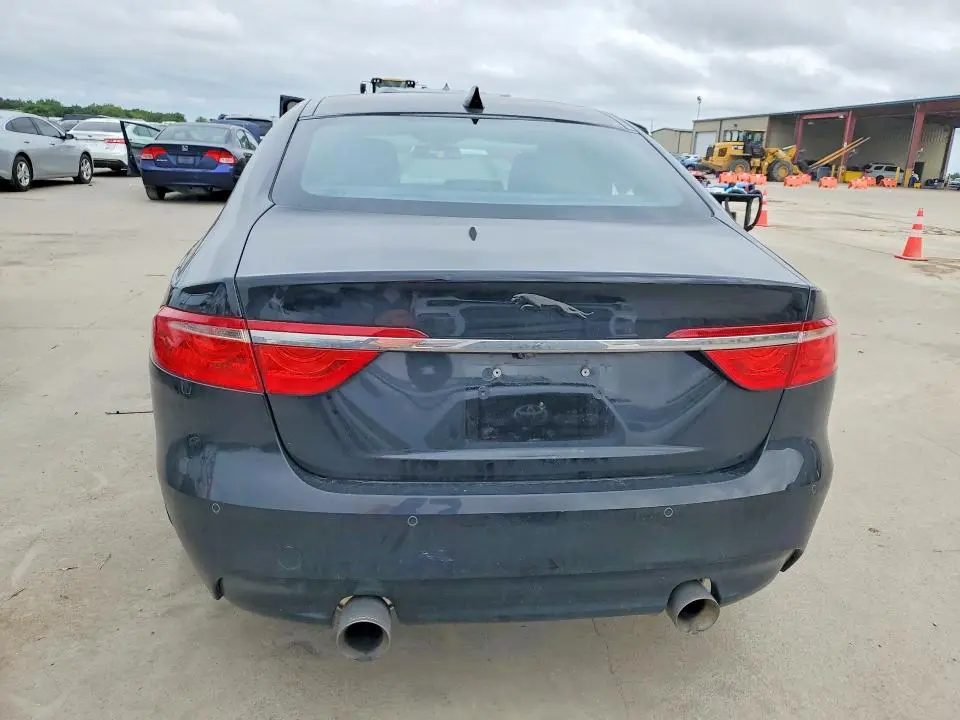 2016 JAGUAR XF   