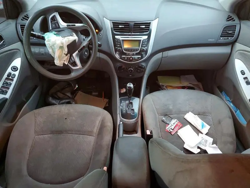 2012 HYUNDAI ACCENT GLS  