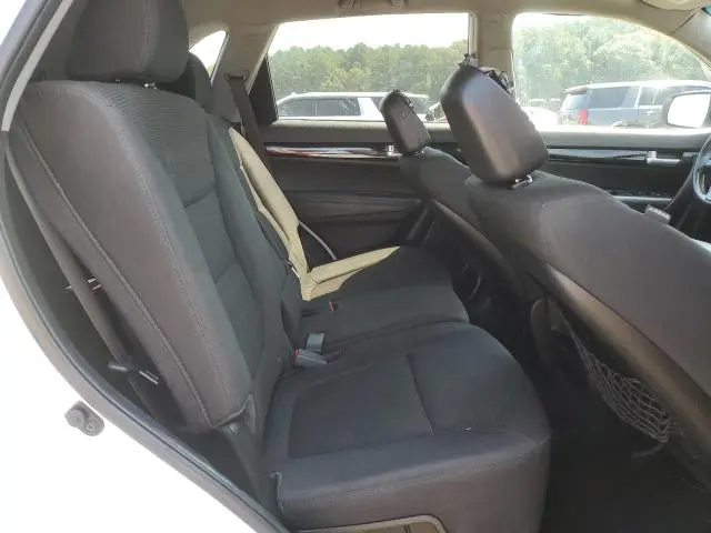 2014 KIA SORENTO LX  