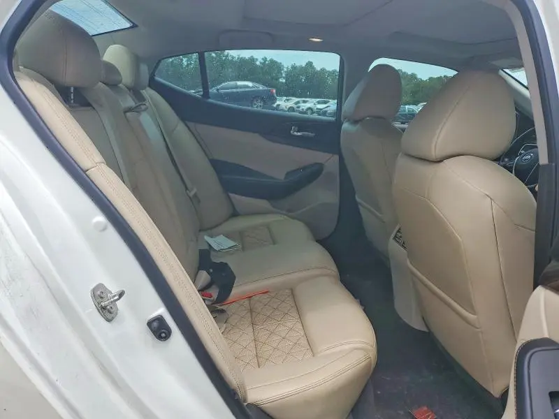 2017 NISSAN MAXIMA PLATINUM  