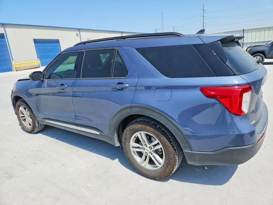 2021 FORD EXPLORER XLT  