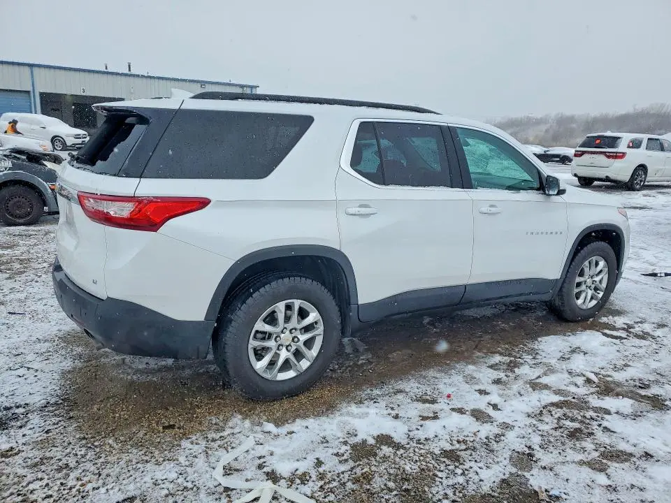 2020 CHEVROLET TRAVERSE LT  