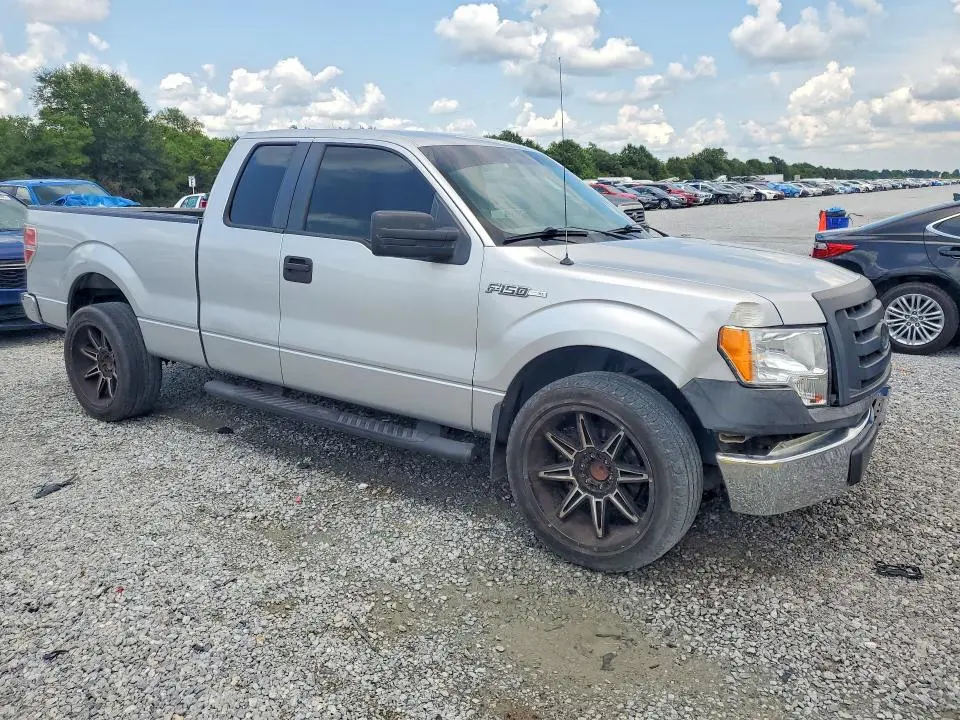 2010 FORD F150 SUPER CAB  
