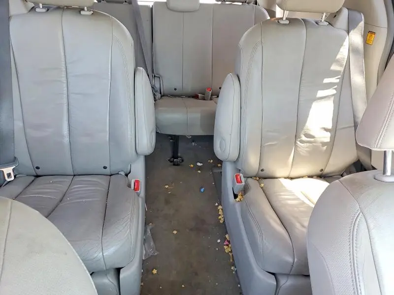 2012 TOYOTA SIENNA XLE 7-PASSENGER  