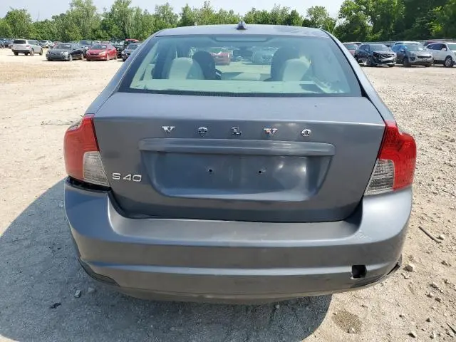 2010 VOLVO S40 2.4I  