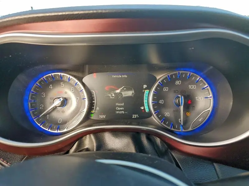 2018 CHRYSLER PACIFICA LIMITED  